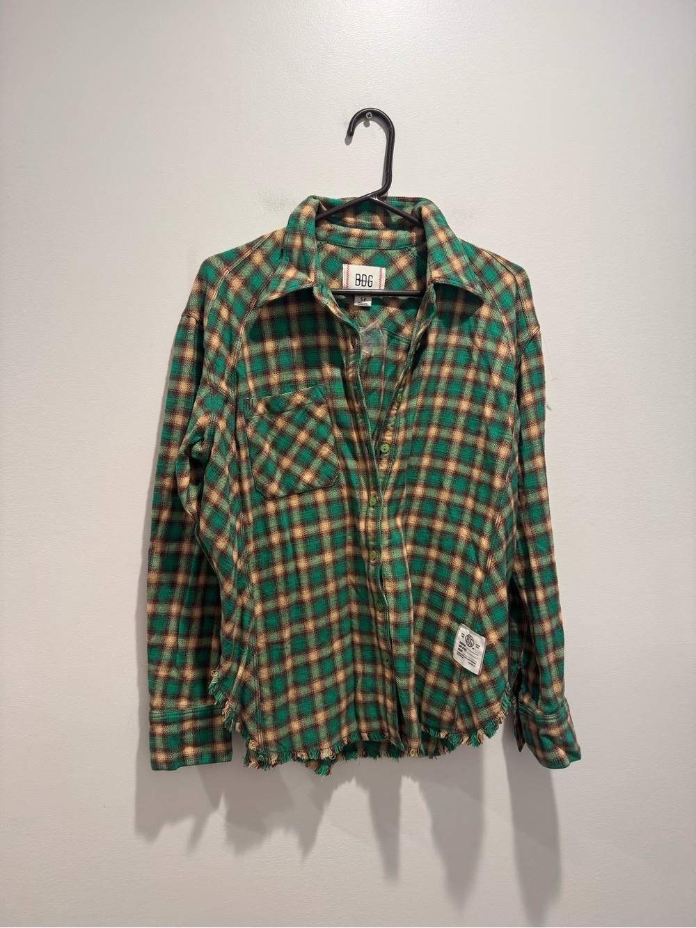 BDG urban outfitters Green and Tan Plaid Button-Up Shirt NWOT